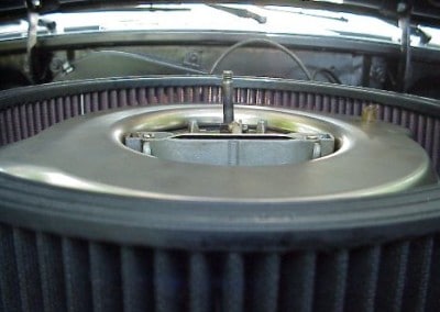 Shot across air cleaner as it sits on the carb.